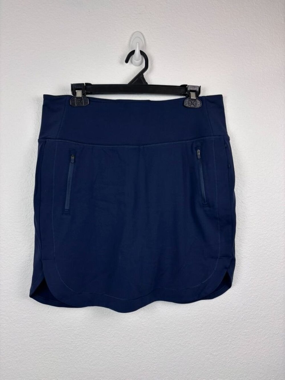 Athleta women's large navy fairway golf skort 18" modest athletic athleisure